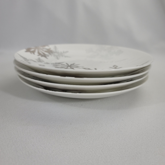 Restoration Hardware Snowflakes Let It Snow Plates - Set Of 4 - Picture 9 of 16